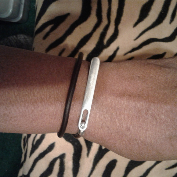 Men's Black & Silver Bracelet - Picture 3 of 4